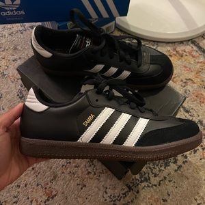 Samba Classic US 4.5